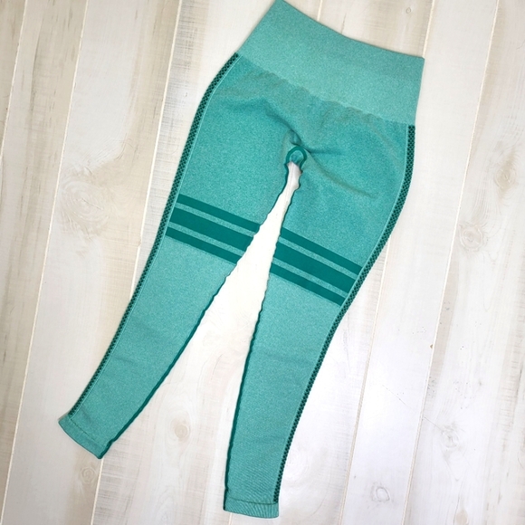 Bombshell Leggings Women's Medium Large Thigh High Green Seamless High Rise m/l - Picture 8 of 10